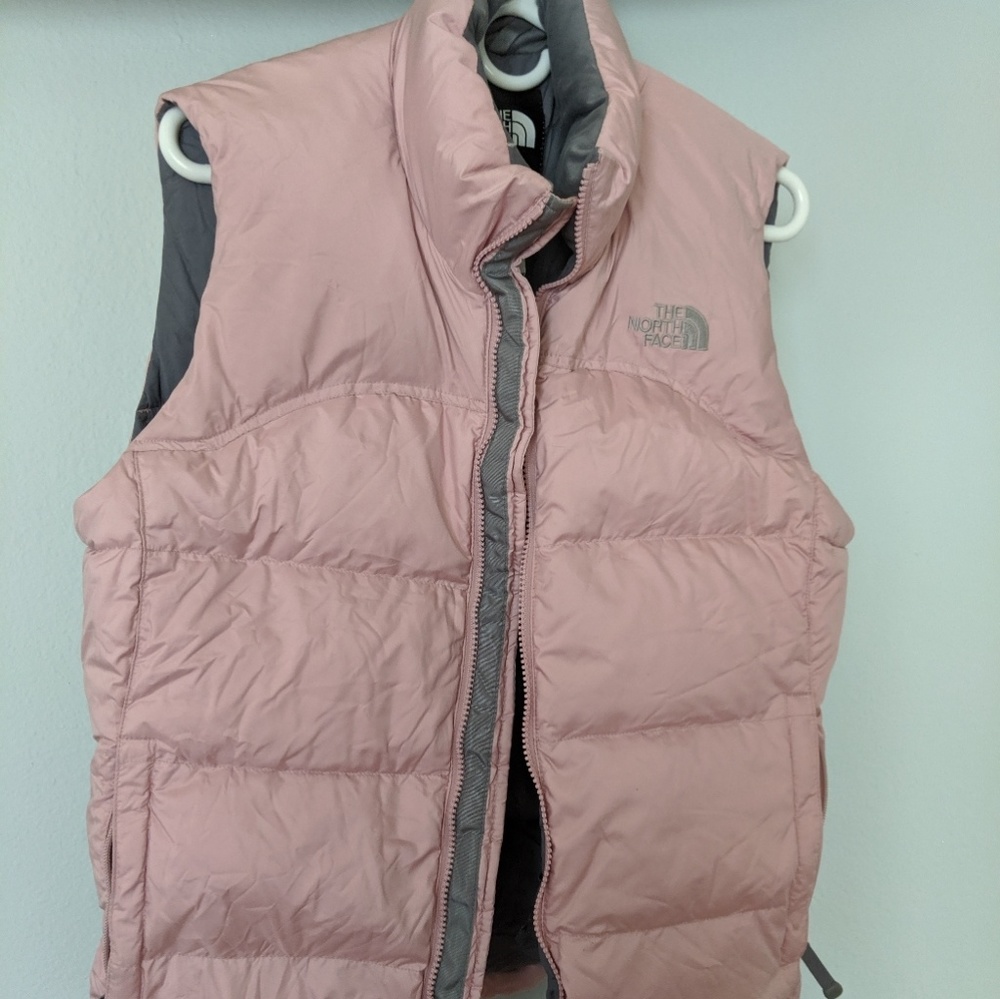 Women's Northface Puffer Ski Vest, EUC